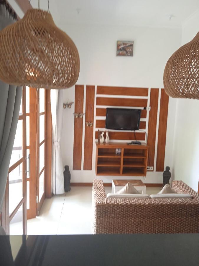 Lovina Villa Damay Dua מראה חיצוני תמונה